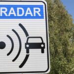 ¿Multa por conducir demasiado lento? La sorprendente idea que llega desde Suiza