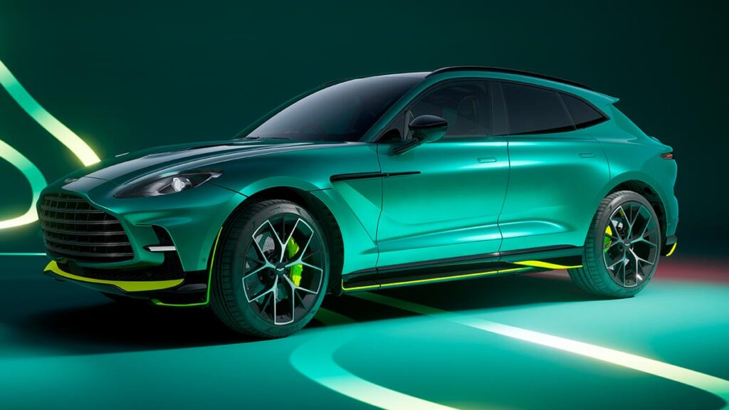 Aston Martin DBX707 AMR24 Edition: un SUV de 707 CV para rendir homenaje a la Fórmula 1