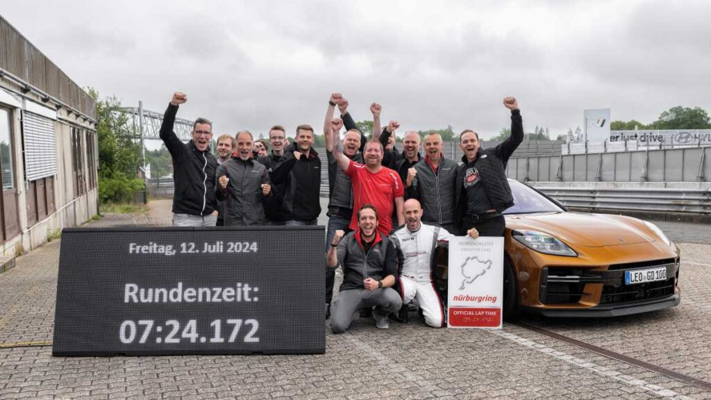 Porsche Panamera récord Nürburgring