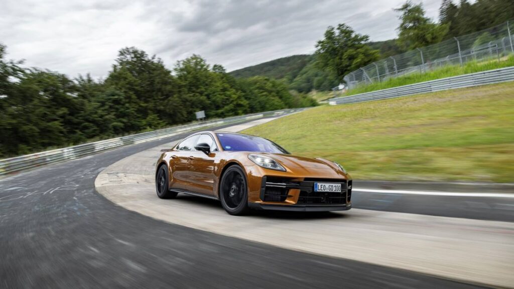 Porsche Panamera récord Nürburgring