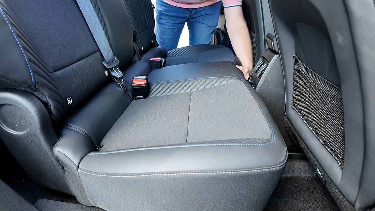 Renault-Captur_00004-1