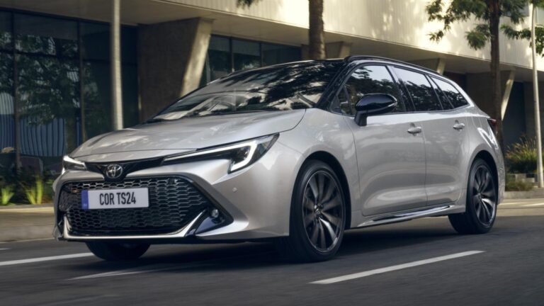 Toyota Corolla Touring Sports