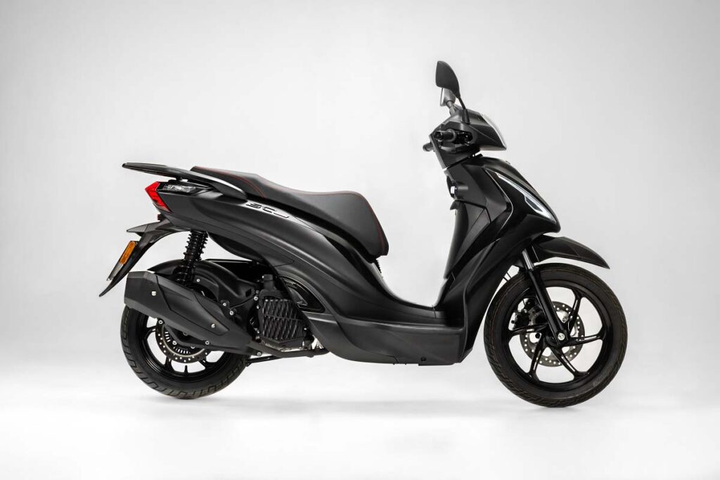 MORBIDELLI_SC125LX_2024_negro_-12