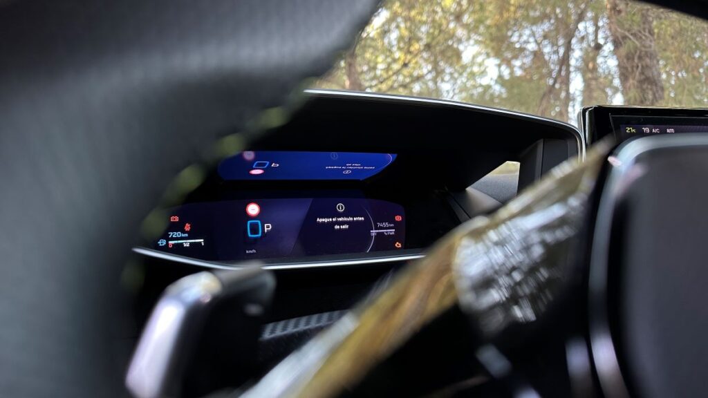 Peugeot 208 1.2 Puretech Hybrid