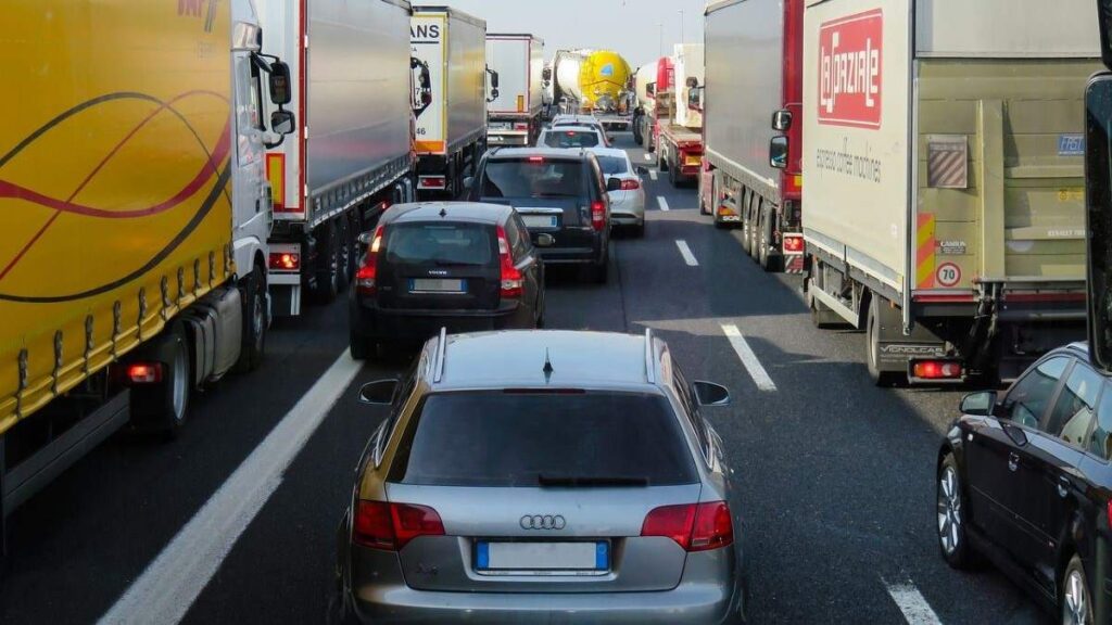 Restricciones a los camiones en agosto de 2024