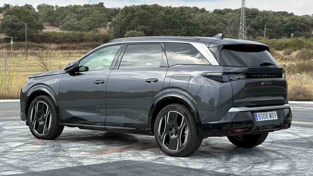 Peugeot E-5008 7 plazas prueba en vídeo