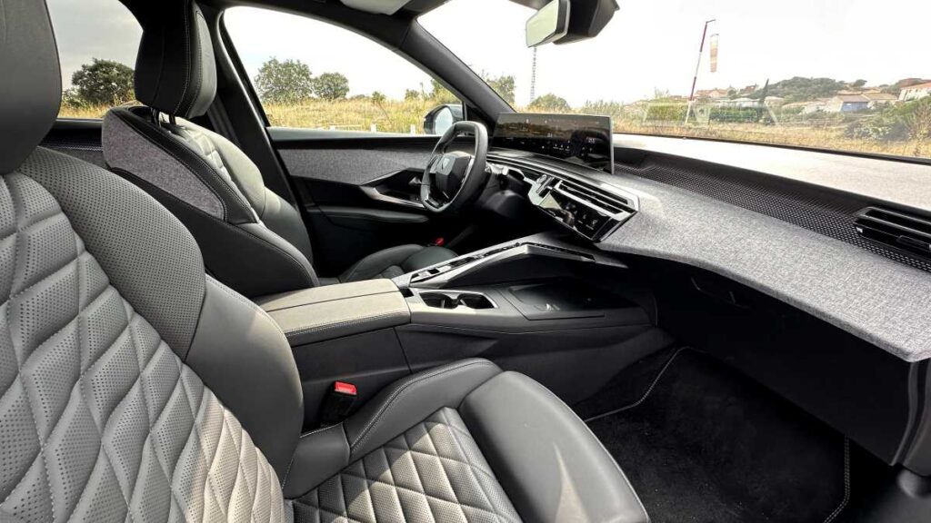 Peugeot E-5008 7 plazas prueba en vídeo