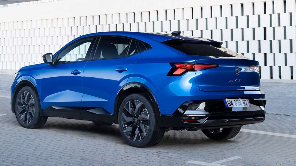 Este es el precio en España del Renault Rafale E-Tech híbrido enchufable: el nuevo SUV con 300 CV que busca plantar cara a BMW y Mercedes