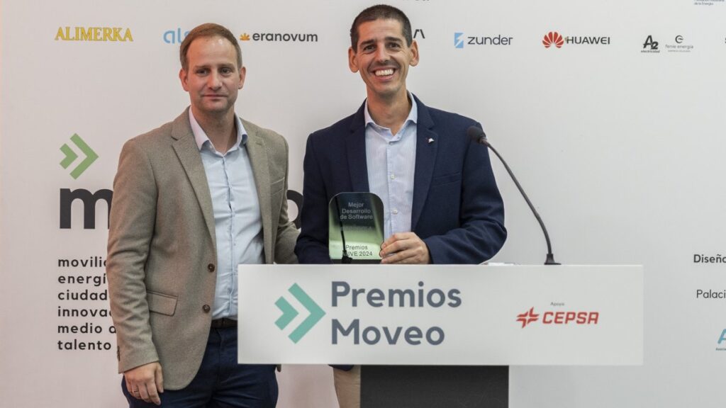 Recogida Premio Recarga Oublica Iberdrola