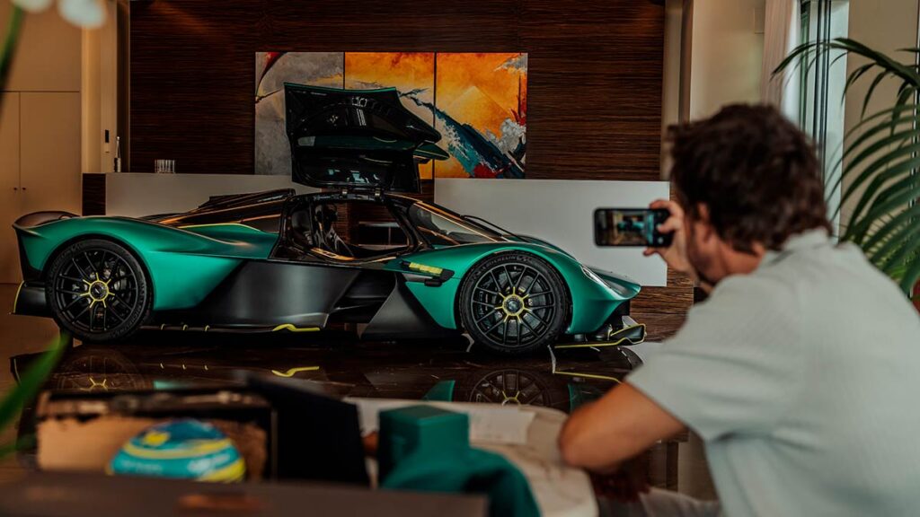 La nueva adquisición de Fernando Alonso lleva el sello Aston Martin