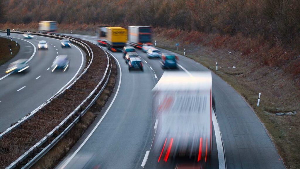 Multa de 100.000 euros a un conductor por conducir demasiado cerca