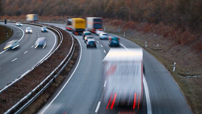 Multa de 100.000 euros a un conductor por conducir demasiado cerca