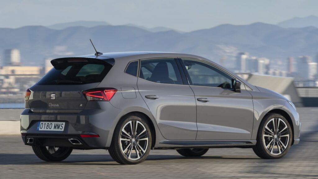 Los 10 coches más vendidos del año 2023 en España 2 oferta coches más vendidos