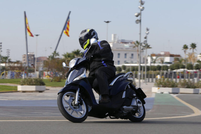 piaggio-liberty-2016-14_g