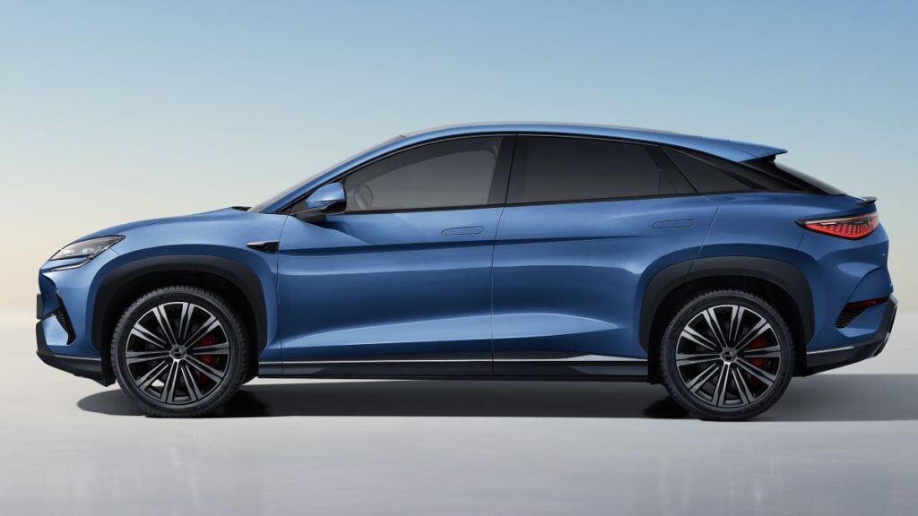 BYD Sealion 7