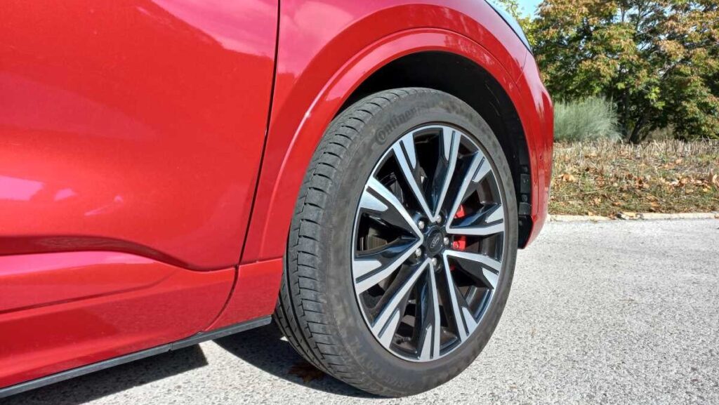 Ford Kuga FHEV