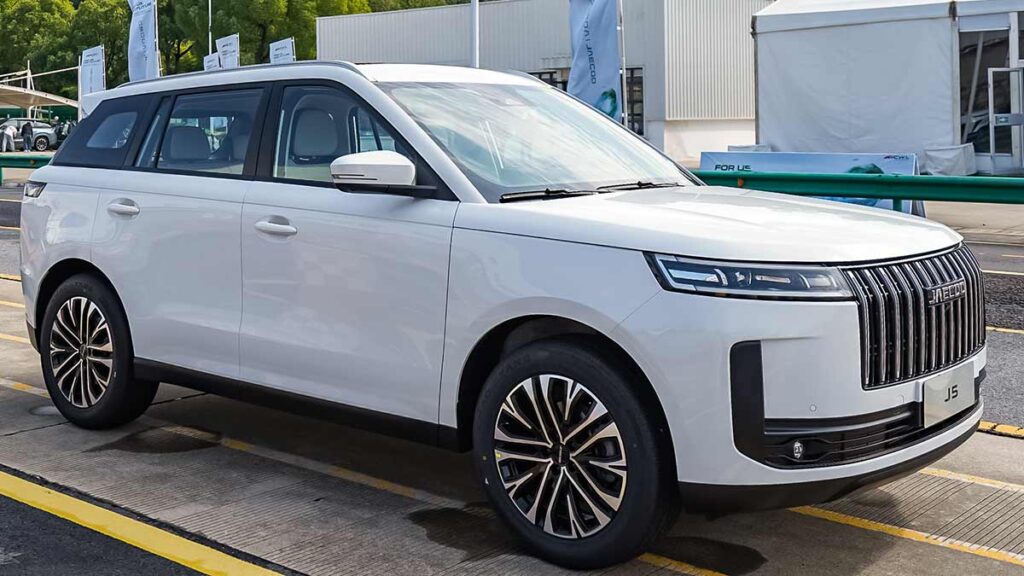 Jaecoo 5: el SUV compacto chino que llega con la intención de ponerle las cosas difíciles al MG ZS