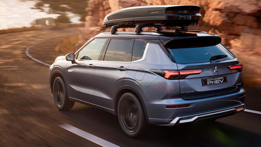 Mitsubishi Outlander PHEV 2025: características, especificaciones y precios en España