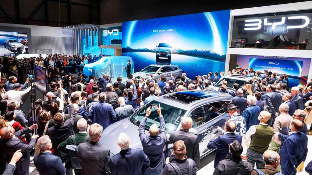 Salón del Automóvil de París 2024: descubre todas la novedades del mundo del motor