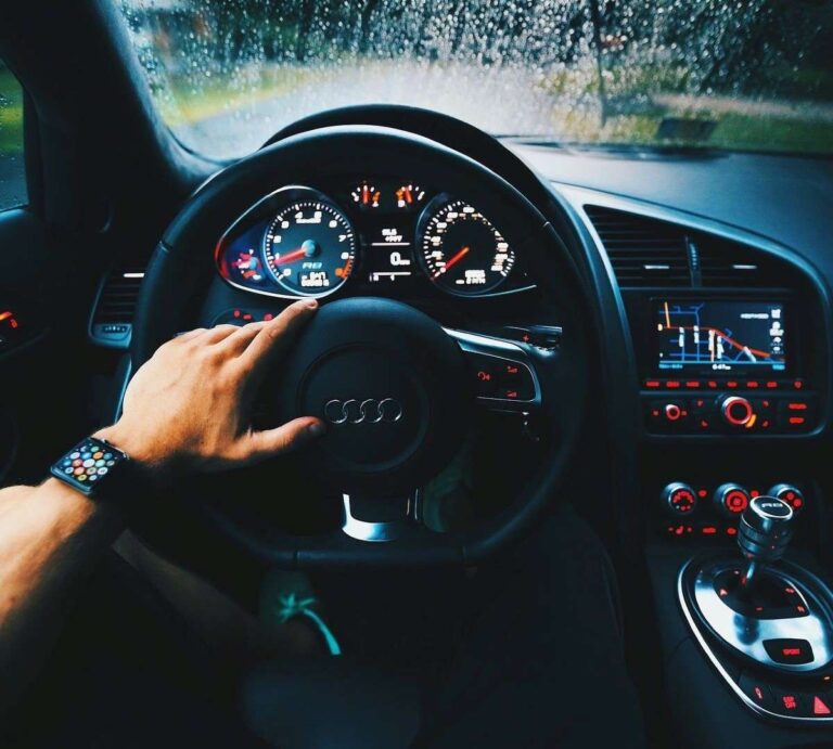 ¿Cuáles son las piezas que más se cambian en un coche?