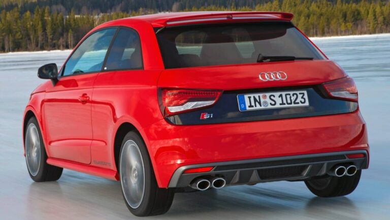 Audi S1