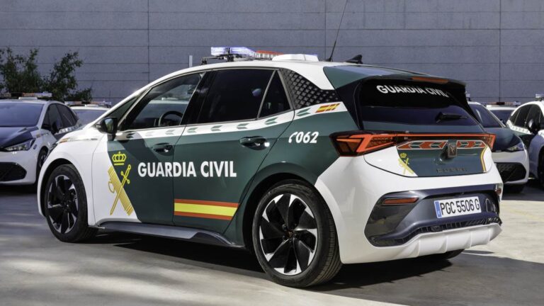 Cupra Born Guardia Civil