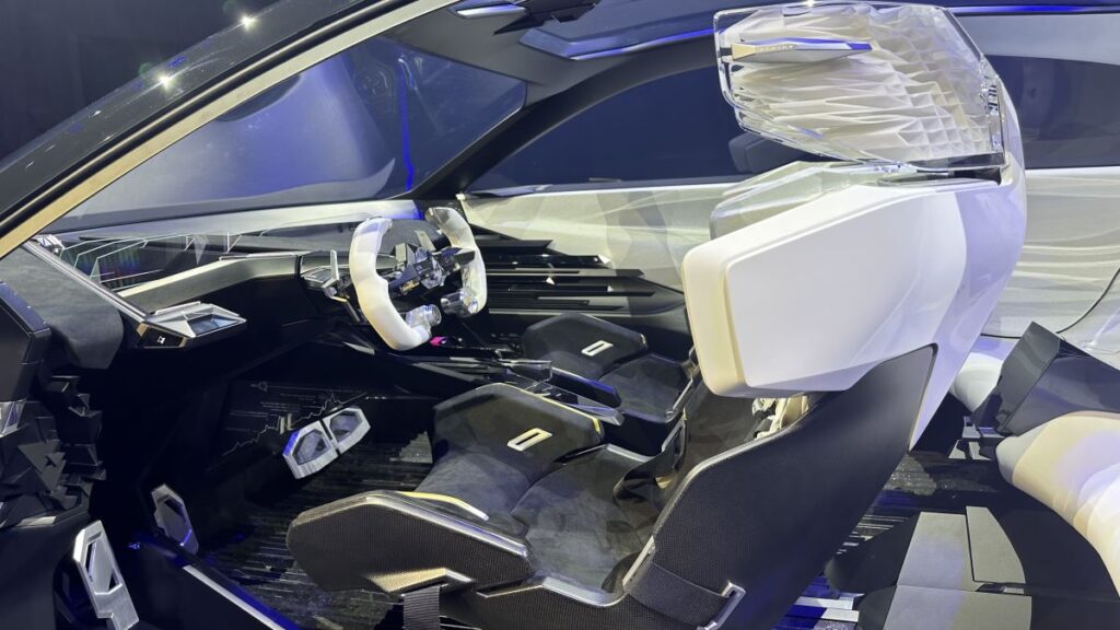 interior alpine A390