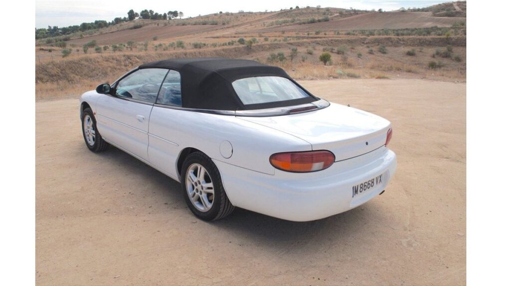 Chrysler Stratus Real Madrid