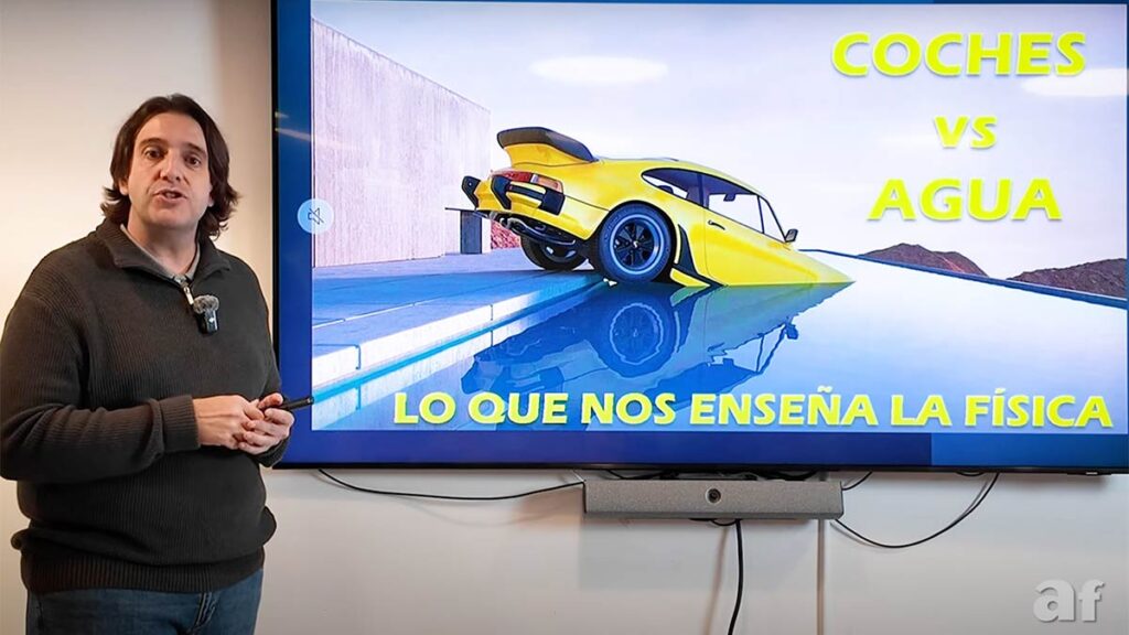 Coches vs Agua