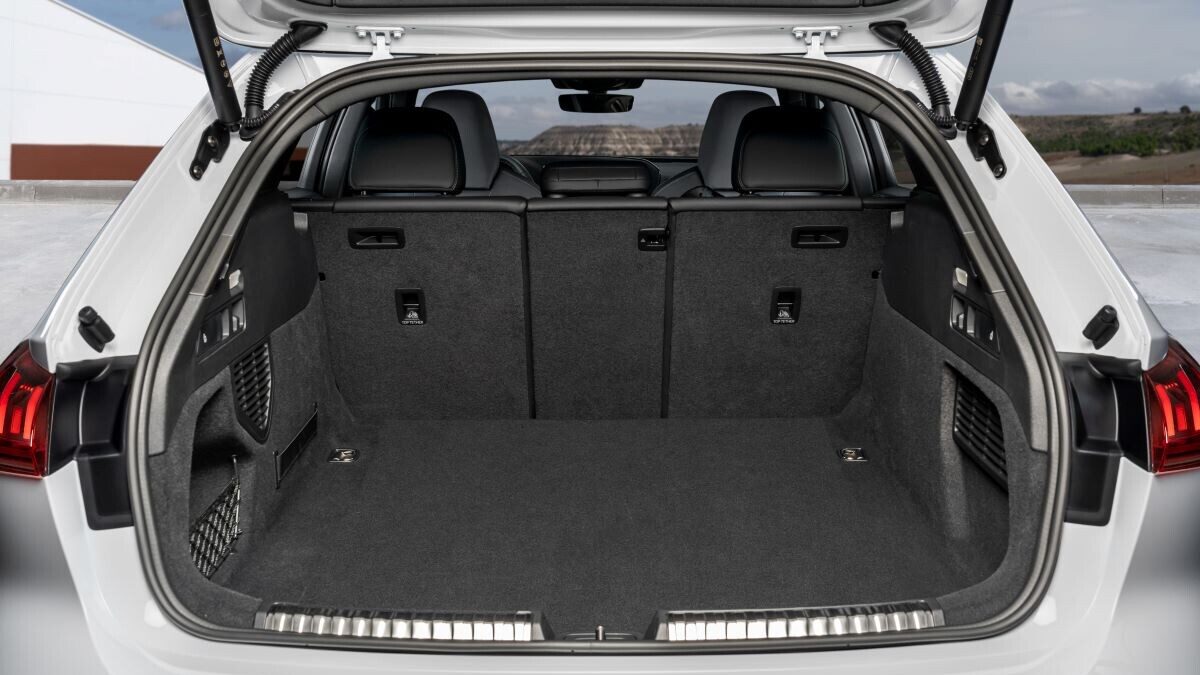 Audi A5 Avant 001 e1733131984666 Audi A5 Avant 001 e1733131984666