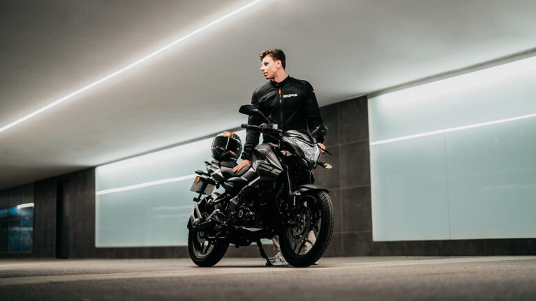 Bajaj_Pulsar_NS125_-3
