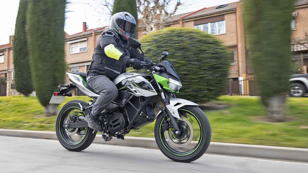 Kawasaki_Z_e-1_2024_prueba_-14