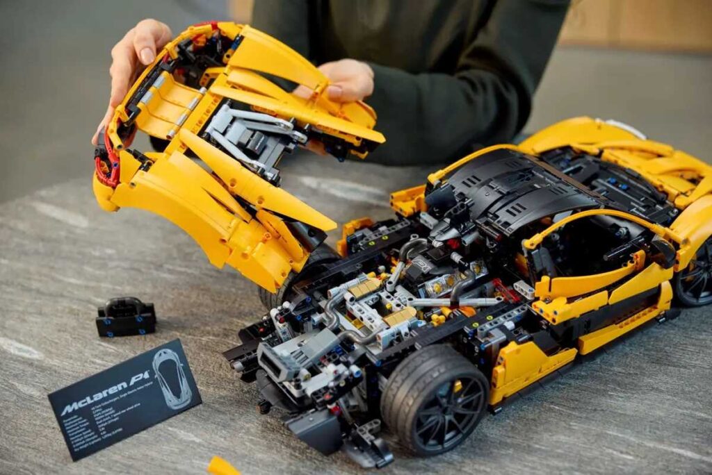 McLaren P1 Lego