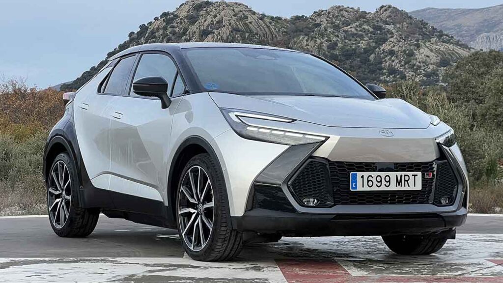 Toyota C-HR 220 PH GR Sport 2025