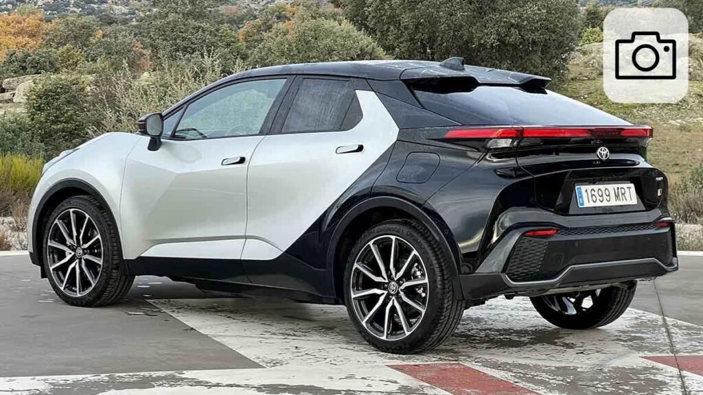 Toyota C-HR PHEV