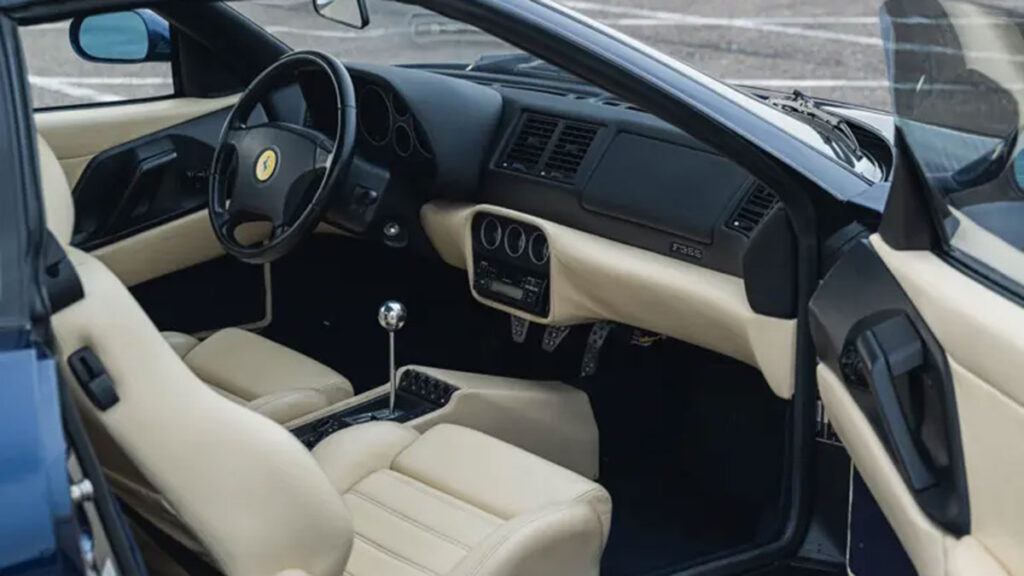 A subasta el Ferrari F355 GTS de Michael Schumacher con un enigma sin resolver