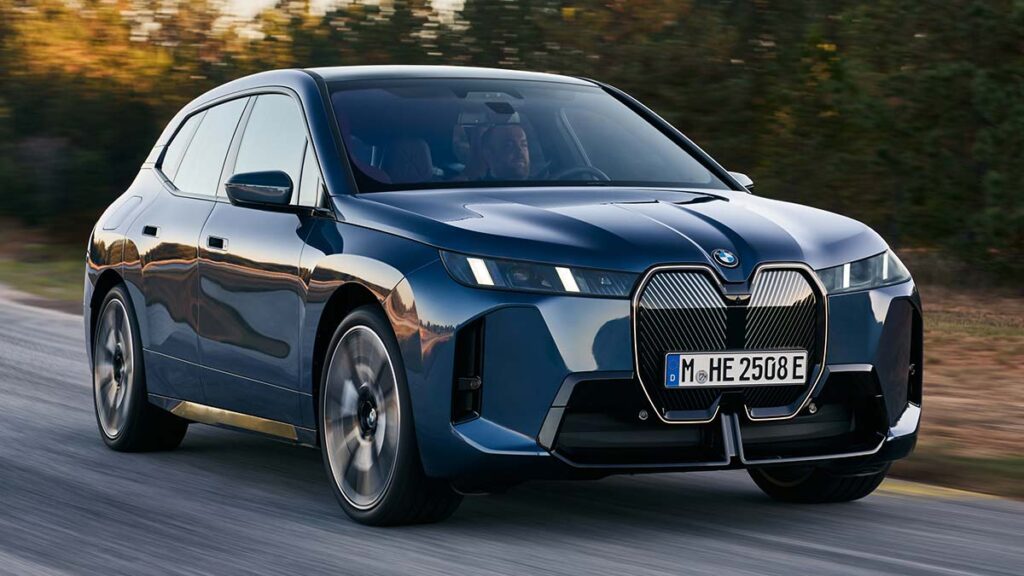 BMW iX 2025: más de 700 km de autonomía, hasta 659 CV y un diseño renovado
