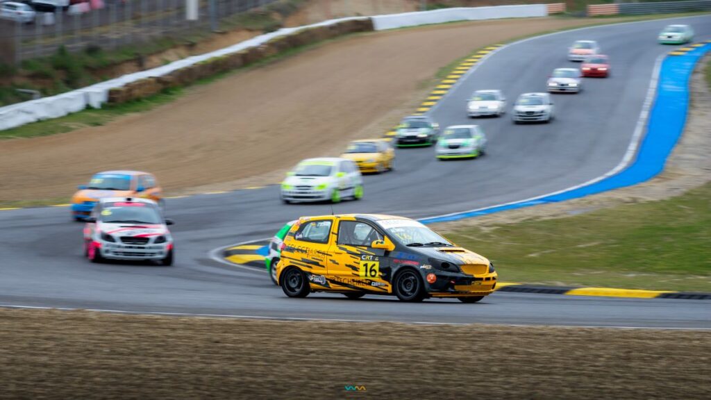 Campeonato-RACE-de-Turismos