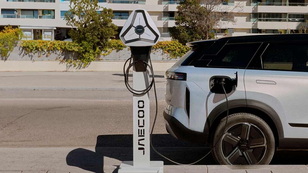 aecoo 7: el SUV híbrido enchufable que revoluciona el mercado con 340 CV, 1.200 km de autonomía y un precio imbatible