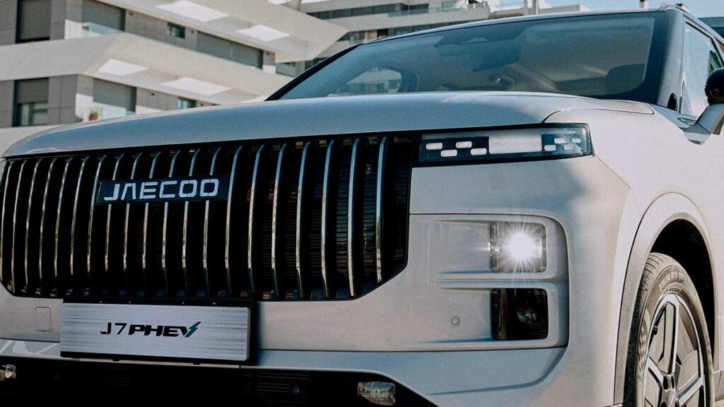 aecoo 7: el SUV híbrido enchufable que revoluciona el mercado con 340 CV, 1.200 km de autonomía y un precio imbatible