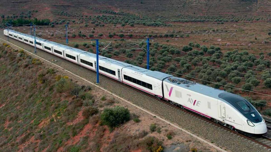 Las ayudas al transporte público vuelven: abonos gratuitos y descuentos asegurados