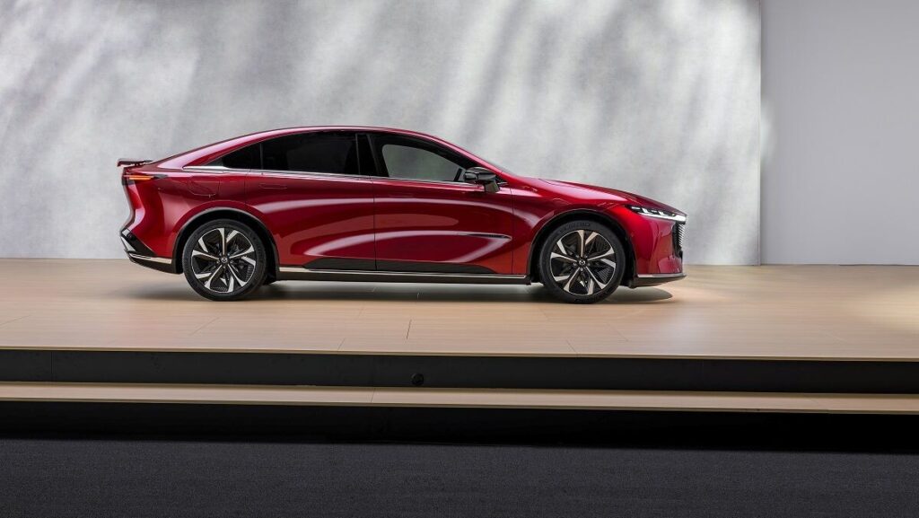Mazda 6e