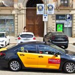 Barcelona aplica medidas contra coches eléctricos, patinetes y motos