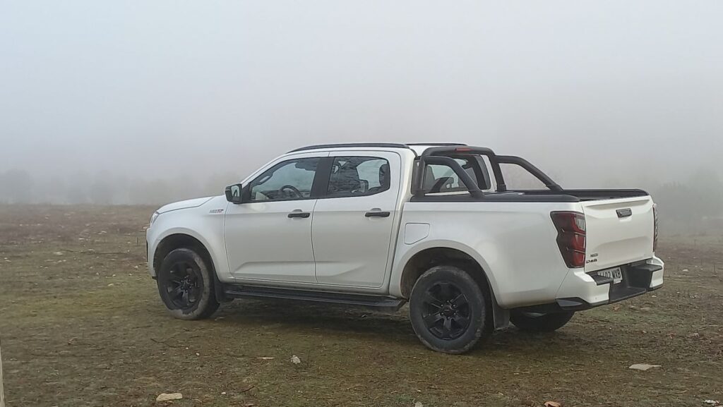 Isuzu D-Max Nitro Sport