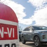 Jaecoo pone 'ruedas' arriba la hibridación: así funciona su nuevo sistema híbrido enchufable que garantiza 1.200 km de autonomía