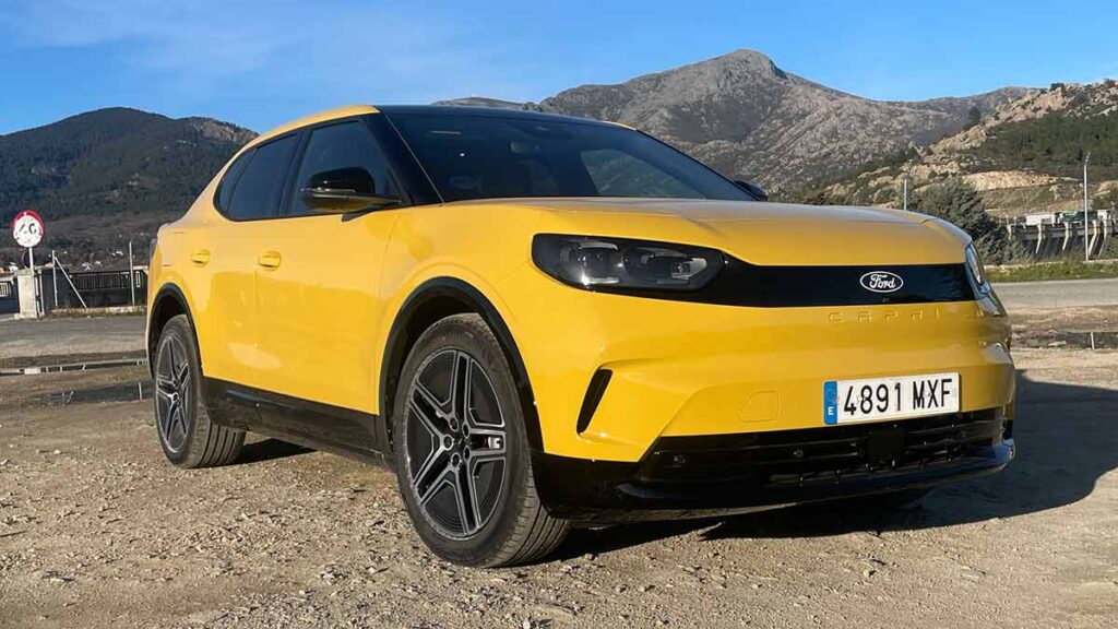 Primeras impresiones del nuevo Ford Capri: el icónico Mustang europeo se reencarna en un sorprendente SUV eléctrico