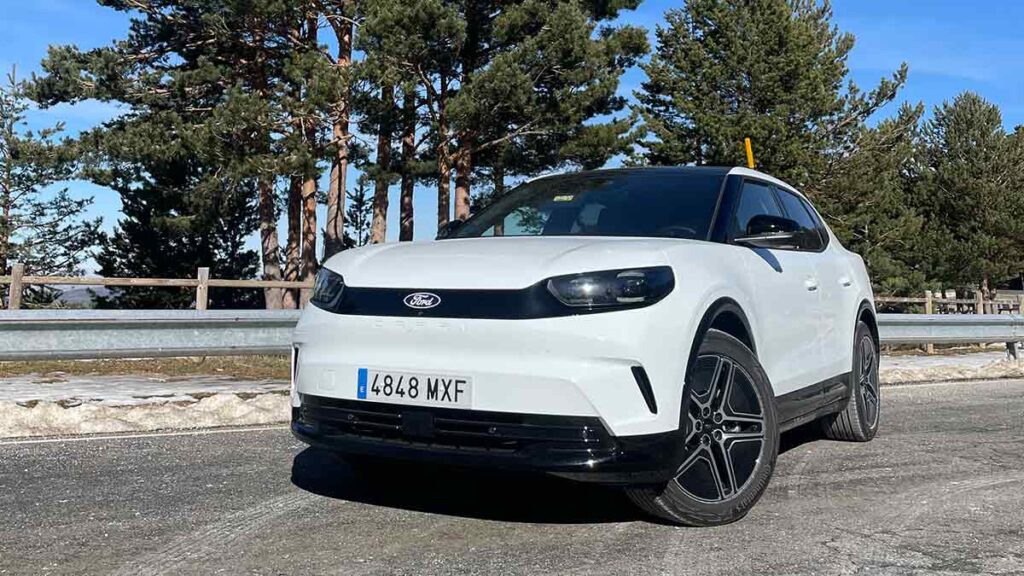 Primeras impresiones del nuevo Ford Capri: el icónico Mustang europeo se reencarna en un sorprendente SUV eléctrico