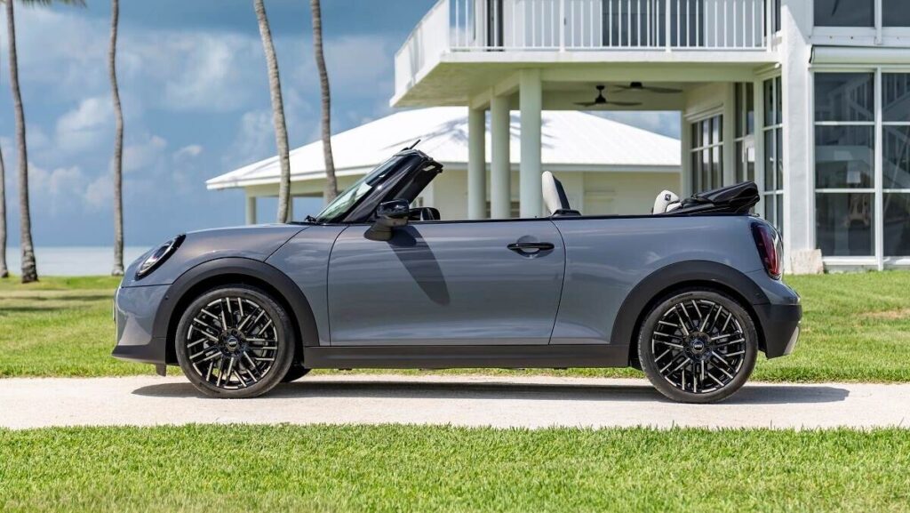 Mini Cabrio 2025