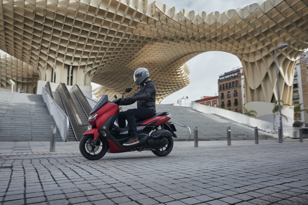 yamaha_nmax_125_2021_8