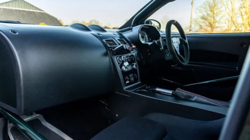 Aston Martin Cygnet interior
